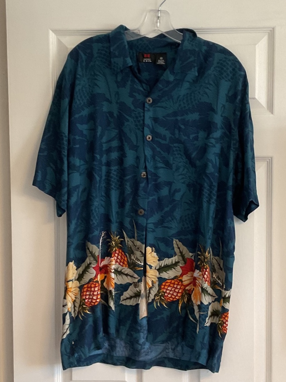 ⭐️ EMERGENCY EXIT Mens Hawaiian Shirt Blue Floral - size M